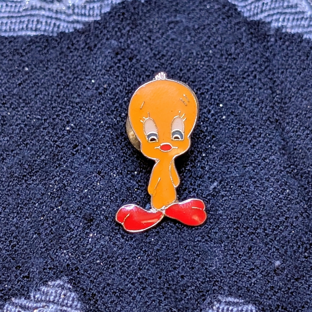 Tweety Bird Enamel Pin